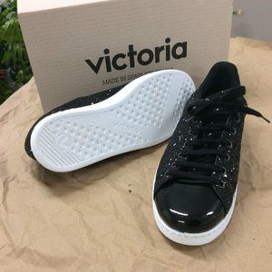 Victoria Made in Spain Textured Glitter Sneaker. Black Size 9 (USA)
